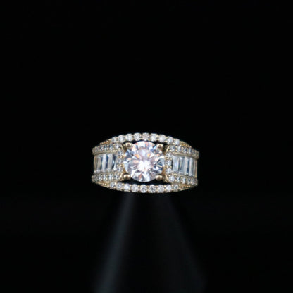 Women's Engagement Ring