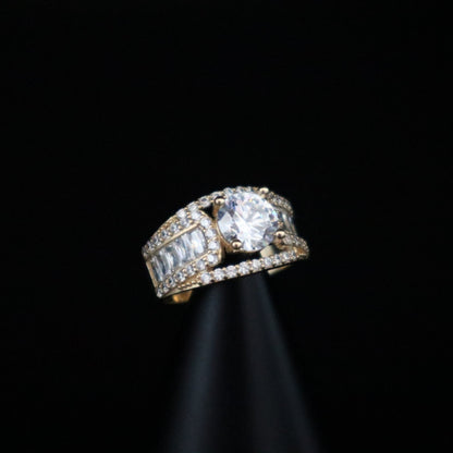 Women's Engagement Ring